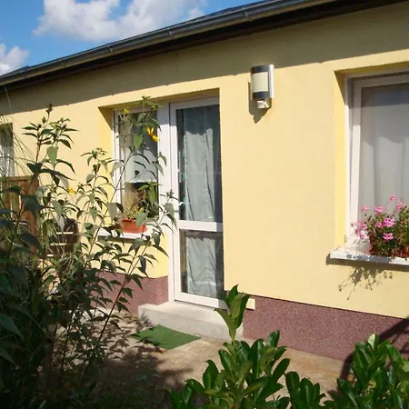 Apartment Ferienquartier Mueller Z4 *